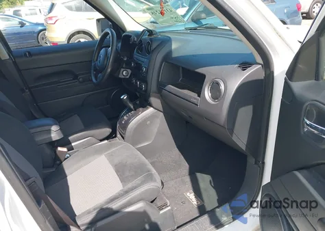 2011 Jeep Patriot Sport из США, поврежденный, VIN 1J4NF1GB1BD278204